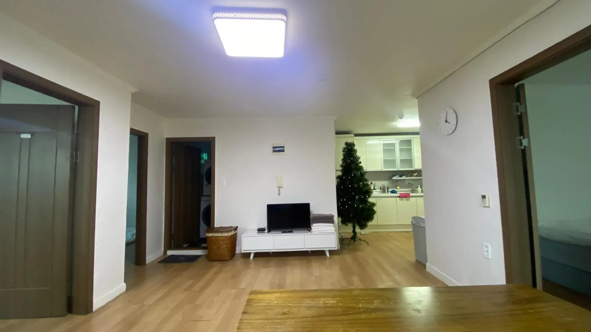 Soul Station 3 Rooms 5 Beds 10M Walk From Seoul Station Апартаменты